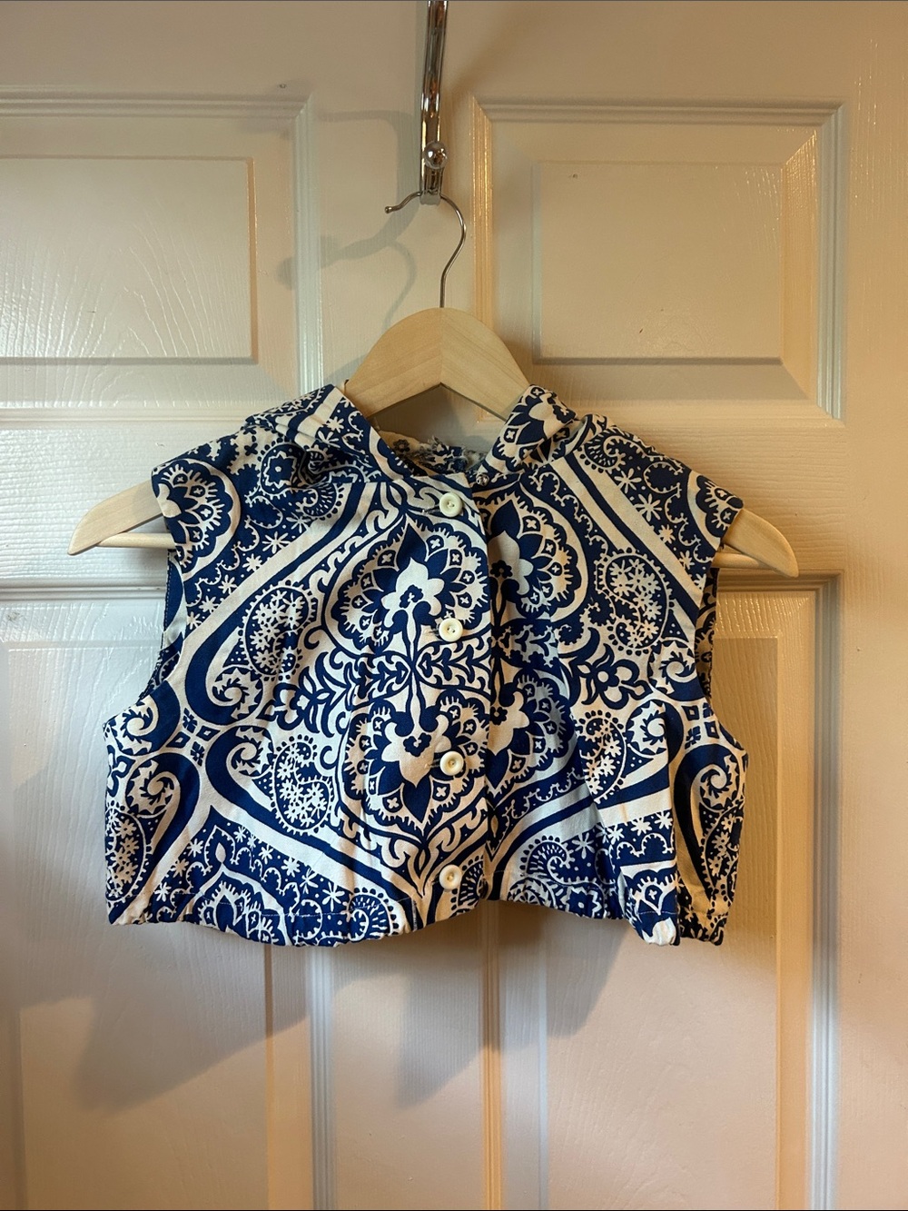 1960s Floral Hooded Vest Blue & White Cropped Top Beach Surfer Gidget Vera